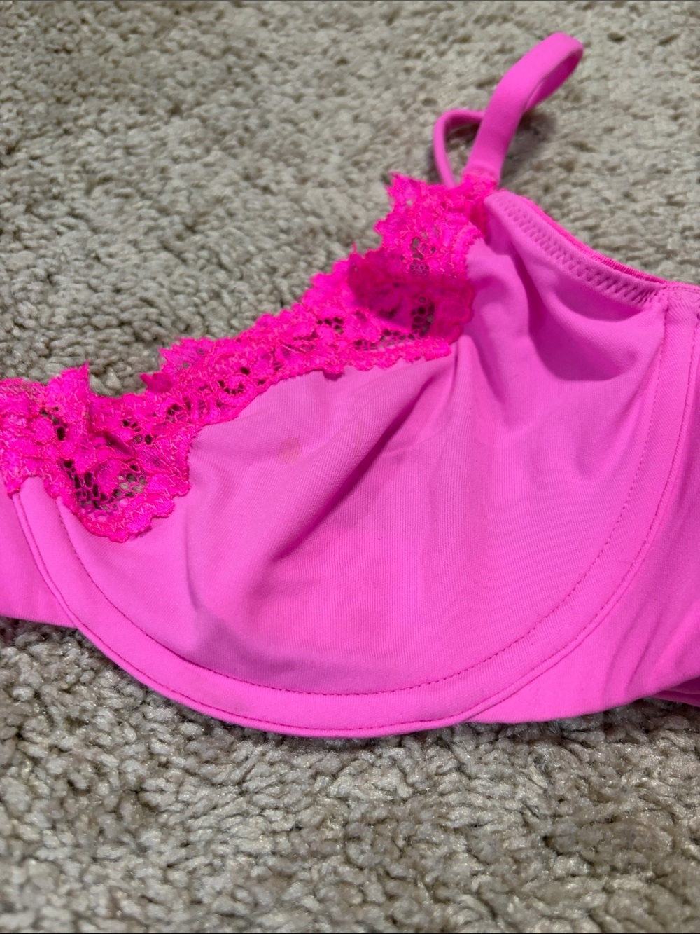 Skims Pink Underwire Lace Bra 36C - Picture 2 of 7
